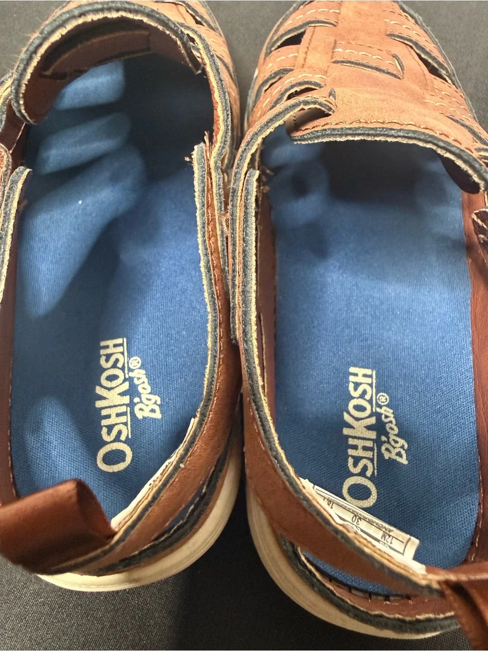 OshKosh B'gosh Brown Leather Fisherman Sandal boys size 12m